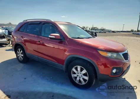 2011 Kia Sorento Base from USA, damaged, VIN 5XYKT3A19BG067542